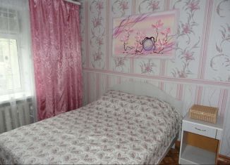 Сдается 2-комнатная квартира, 37 м2, Астрахань, улица Софьи Перовской, 111