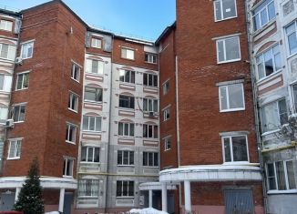 Двухкомнатная квартира на продажу, 63.9 м2, Курская область, улица Карла Маркса, 72к15