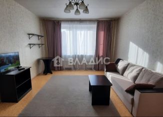 Продам двухкомнатную квартиру, 72 м2, Красногорск, Ильинский бульвар, 8
