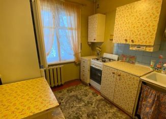 Трехкомнатная квартира в аренду, 59 м2, Северодвинск, улица Серго Орджоникидзе, 13