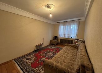 Продается двухкомнатная квартира, 50 м2, Махачкала, улица Ушакова, 15