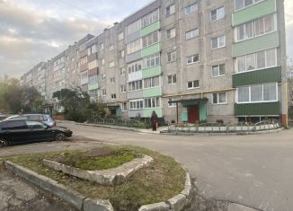 Продается 2-комнатная квартира, 46 м2, Луховицы, улица Жуковского, 26
