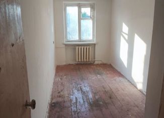 Продается 2-комнатная квартира, 42 м2, Красноперекопск, 2-й микрорайон, 21