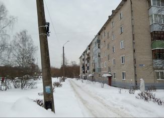 Двухкомнатная квартира на продажу, 41 м2, Кимры, улица 60 лет Октября, 6