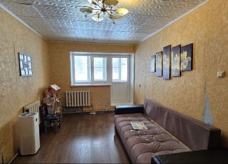 Продается 3-ком. квартира, 62.2 м2, сельский посёлок Кузьмияр, Центральная улица, 9