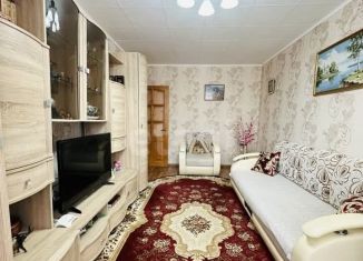Продается 2-комнатная квартира, 48.8 м2, Кондрово, улица Ленина, 25А