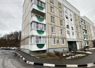 Продаю 2-комнатную квартиру, 50.6 м2, Шебекино, улица Ленина, 89А