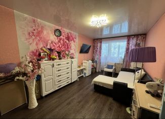 Продается двухкомнатная квартира, 48 м2, Саратовская область, улица Титова, 5А