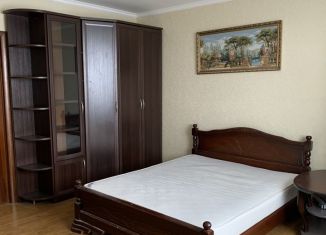 Продаю 1-комнатную квартиру, 42 м2, Московская область, Подмосковная улица, 33