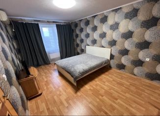 Продажа 2-ком. квартиры, 58 м2, Краснодар, улица Карякина, улица Карякина