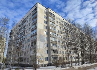 3-комнатная квартира на продажу, 57.4 м2, Санкт-Петербург, проспект Луначарского, 110
