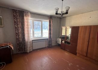 Продается 2-комнатная квартира, 51 м2, Свердловская область, улица Гоголя, 49