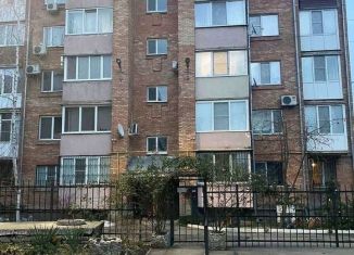 Продажа трехкомнатной квартиры, 74 м2, Пятигорск, Транзитная улица, 1Д