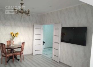 Продам 2-комнатную квартиру, 55 м2, Астрахань, улица Николая Островского, 152к2