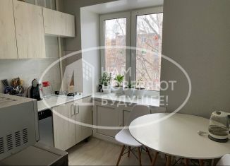 Продается 2-комнатная квартира, 45 м2, Пермский край, улица Крисанова, 5