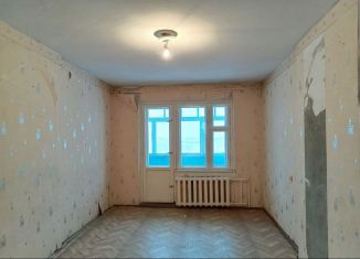 Продажа 2-ком. квартиры, 50.5 м2, Соликамск, улица Ватутина, 141