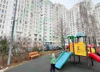 Сдается 2-комнатная квартира, 53.6 м2, Москва, улица Академика Семёнова, 11к1