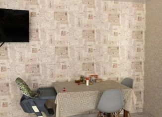 Продажа 3-комнатной квартиры, 65 м2, село Табачное, Комсомольская улица, 5