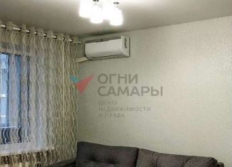 Продам 1-ком. квартиру, 30.2 м2, Самара, улица Аминева, 21, метро Безымянка