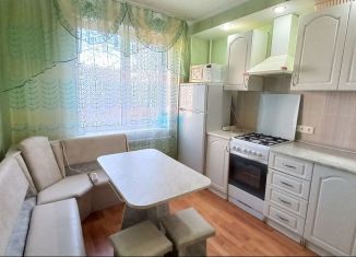 Сдам в аренду 2-комнатную квартиру, 60 м2, Ставрополь, улица Ленина, 274А