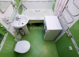 Продажа 3-ком. квартиры, 73.7 м2, Новосибирск, Серебренниковская улица, 16, метро Площадь Ленина