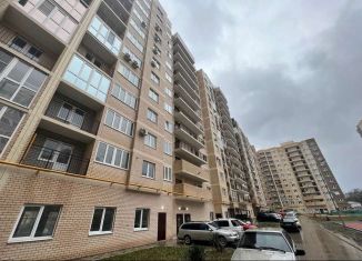 Продаю 2-ком. квартиру, 60.3 м2, Новороссийск, улица Красина, 53к1