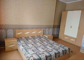 Сдается 2-комнатная квартира, 70 м2, Омск, улица Красных Зорь, 61