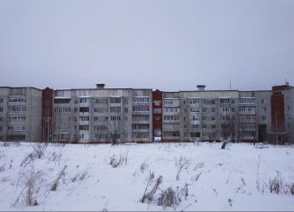 Двухкомнатная квартира на продажу, 52.2 м2, Нижняя Тура, Заводская улица, 49