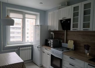 Сдается 2-ком. квартира, 50 м2, Саратов, 2-я Садовая улица, 6