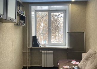 Продаю комнату, 10 м2, Ангарск, 86-й квартал, 6