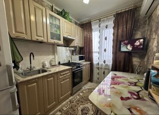 Продам 2-ком. квартиру, 44 м2, Саратов, Перспективная улица, 31