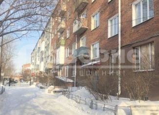 Продается 5-ком. квартира, 37 м2, Омск, улица Пушкина, 76