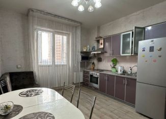 Сдается 2-ком. квартира, 70 м2, Краснодар, Минская улица, 122/8