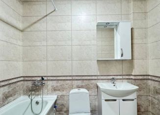 Продам 1-комнатную квартиру, 45.3 м2, Нальчик, улица Шарданова, 52