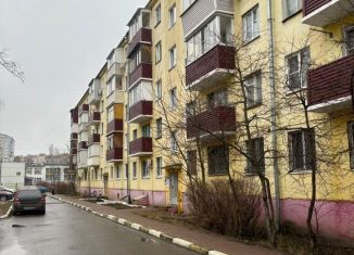 Продаю 2-комнатную квартиру, 45 м2, Раменское, улица Космонавтов, 6