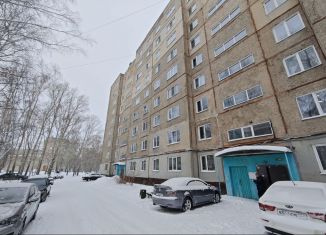 Продается двухкомнатная квартира, 53 м2, Алтайский край, улица Металлургов, 15/3