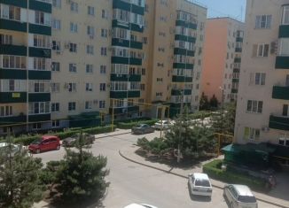 Продается 1-ком. квартира, 41.9 м2, посёлок городского типа Яблоновский, Солнечная улица, 55/1к9, ЖК Солнечный