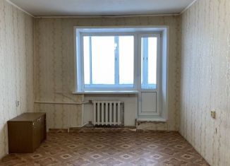 Продажа 2-ком. квартиры, 49.7 м2, посёлок городского типа Берёзовка, улица Юности, 4