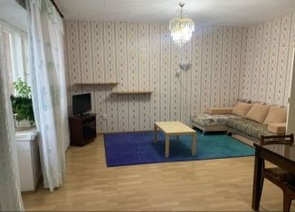 Сдача в аренду трехкомнатной квартиры, 80 м2, Екатеринбург, улица Белинского, 85, метро Площадь 1905 года