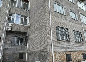 Сдам в аренду торговую площадь, 172 м2, Красноярск, Изумрудная улица, 7