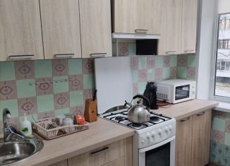 Сдача в аренду 3-комнатной квартиры, 65 м2, деревня Яковлевское, деревня Яковлевское, 54