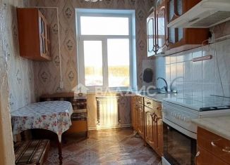 Продажа 3-комнатной квартиры, 68 м2, Белебей, улица Вахитова, 50