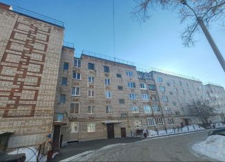 Продается двухкомнатная квартира, 47.7 м2, Белорецк, улица Карла Маркса, 100