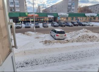 Продаю помещение свободного назначения, 50 м2, Ирбит, улица Елизарьевых, 33