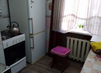 Продам 2-комнатную квартиру, 48 м2, Челябинск, улица Котина, 60, Тракторозаводский район