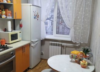 Продажа 3-ком. квартиры, 58 м2, Саратов, Электронная улица, 12/9