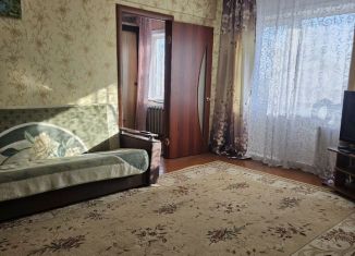 Продам 3-ком. квартиру, 59.3 м2, Алтайский край, Целинная улица, 13