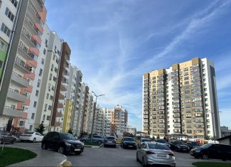 Продам помещение свободного назначения, 38 м2, Симферополь, улица Батурина, 145