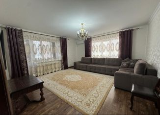 Продам 2-ком. квартиру, 88 м2, Кисловодск, улица Жуковского, 29А