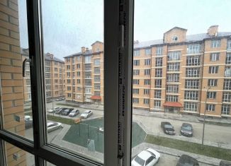 Продажа 3-ком. квартиры, 108 м2, Грозный, улица Сайханова, 133к3, Байсангуровский район